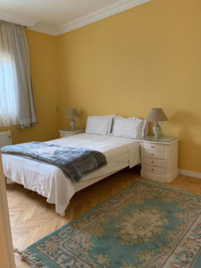 Bright Bedroom near The Pyramids room 1